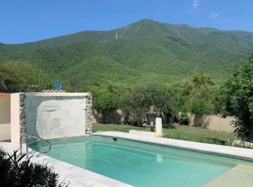 Villa · 1500m² · Quinta en Venta en Allende