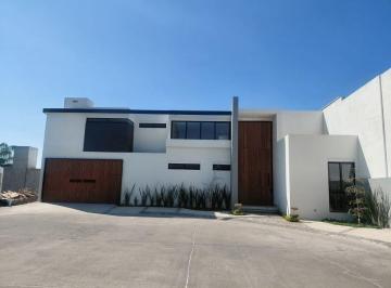 Casa de 4 habitaciones, León · Residencia de Lujo en Jardines del Campestre