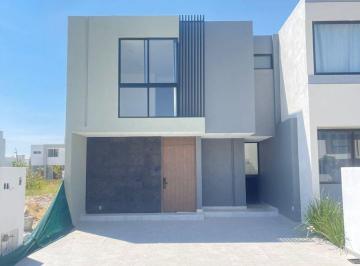 Casa de 3 habitaciones, León · Casa en Venta en Mayorazgo del Valle