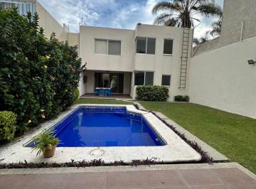 Casa de 5 habitaciones, Cuernavaca · Bonita Casa, Fraccionamiento Privado Vigilancia 24 Hrs con Acceso Controlado