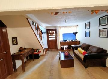 Casa de 3 habitaciones, Nezahualcóyotl · Venta de Casa Amplia en La Colonia Bosques de Aragón
