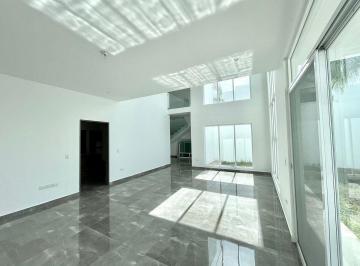 b61d3308cf4f49e10739ed2d4a0b84e7d8c657825722adb587ad2bed4c260a12 · Casa en Venta, Zona El Uro, Monterrey - $14,950,000