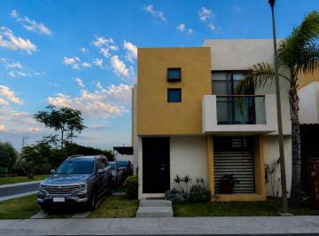 Casa de 3 habitaciones, Corregidora · Casa Puerta Real