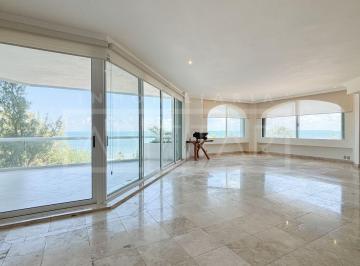 Departamento de 3 habitaciones, Isla Mujeres · Departamento de Lujo en Renta Frente Al Mar – Exclusiva Zona de Playa