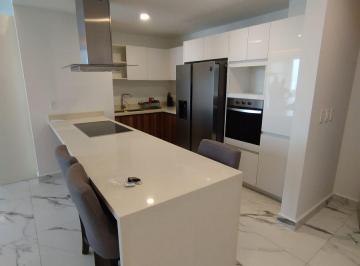 Departamento de 2 habitaciones, Cancún · Departamento en Renta Amueblado Icono Towers
