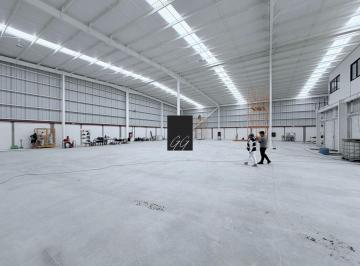 Bodega comercial , Naucalpan de Juárez · Bodega en Renta en Naucalpan de 1,534 m² Desde 12.5 Usd X m², 4 Andenes + 2 Entradas a Bodega.
