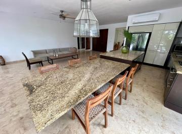 Departamento · 250m² · 3 Recámaras · 2 Estacionamientos · Departamento en Playa del Carmen