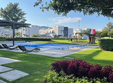 Casa de 3 habitaciones, Zapopan · Hermosa Casa en Venta en El Campestre Coto Seneca