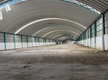 Bodega comercial , Xonacatlán · ¡Oportunidad Única! Bodega Comercial en Renta Sobre Carretera Toluca - Naucalpan