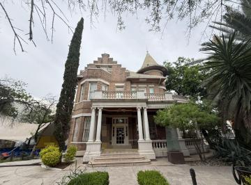 Casa de 8 habitaciones, Monterrey · Casona Historica en Renta en Monterrey Centro