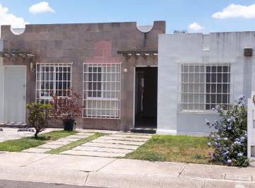 Casa de 2 habitaciones, Corregidora · Casa en Renta en Paseos del Bosque – Condominio Venado
