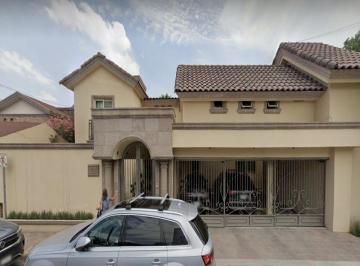 Casa de 5 habitaciones, Monterrey · ¡Hermosa Casa en Venta en Monterrey!