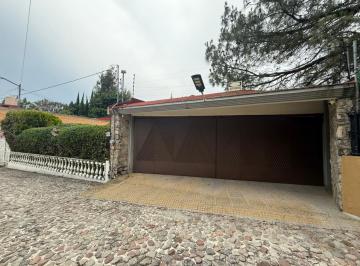 Casa en condominio · 568m² · 3 Recámaras · Casa en Venta con Gran Plusvalía en Villa Satélite La Calera