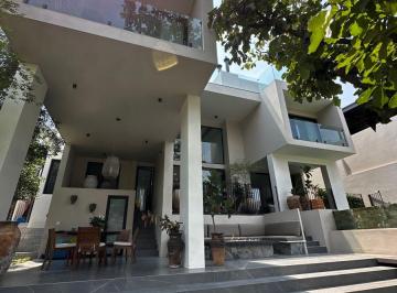 Casa de 5 habitaciones, Zapopan · Casa con Vista Panorámica | Las Cañadas