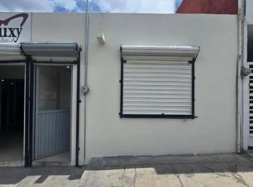 1 · Local Sobre Perez Treviño