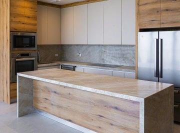 f8f97b85d322bfdedd175e269ce7aacd6c8e20c3924bf961db40a5773d33646a · Penthouse a Estrenar · 202 m² · 3 Rec C/baño Propio · Cuarto de Servicio