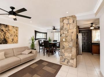 Casa de 3 habitaciones, General Escobedo · Casa Amueblada en Renta en Puerta Residencial Norte en Escobedo