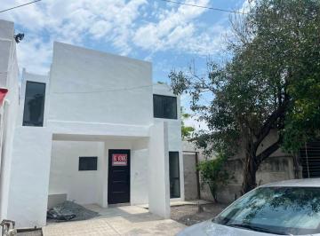 Casa de 3 habitaciones, Monterrey · Casa en Venta en Mitras Norte
