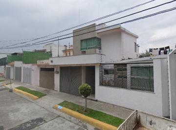 Casa de 3 habitaciones, Atizapán de Zaragoza · ¡Oportunidad Exclusiva de Inversión! en Ciudad Lopez Mateos Edomex