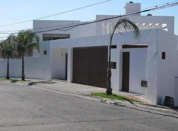 1 · Casa en Renta en Lomas de Tecamachalco