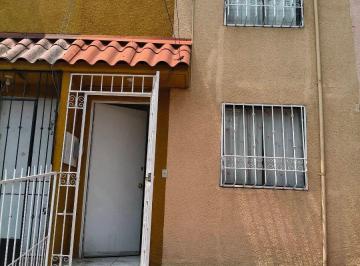 Casa de 2 habitaciones, Ixtlahuaca · Vendo Casa en Cuatro Vientos Ixtapaluca 880,000