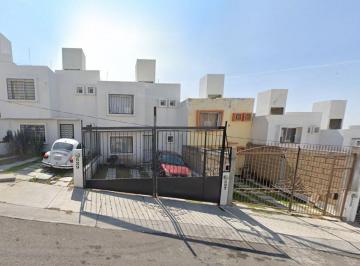 Casa de 3 habitaciones, Querétaro · Venta de Casa en Villa de Santiago