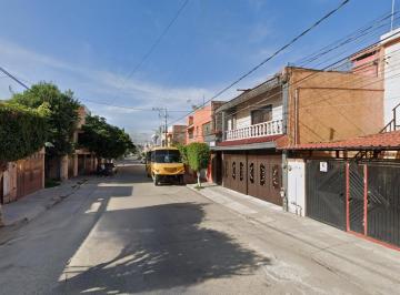 Casa de 4 habitaciones, León · Hermosa Casa en Venta en Rinconada del Sur Leon Guanajuato!