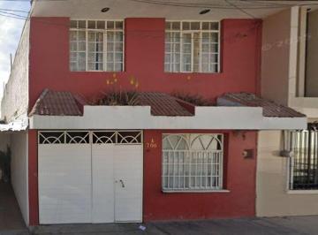 Casa de 3 habitaciones, Puebla · Casa en Venta, Colonia La Joya, por Remate, Excelente Oportunidad