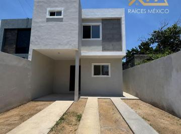Casa · 140m² · 3 Recámaras · 2 Estacionamientos · Casa en Venta Col. Tampico Altamira
