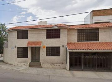 Casa de 3 habitaciones, San Luis Potosí · Casa en Venta, Colonia Lomas 4ta Secc. por Remate, Excelente Oportunidad