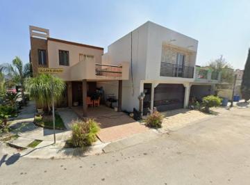Casa de 3 habitaciones, Montemorelos · Casa con 140 m² Superficie de Terreno, 3 Recámaras en Venta en Gil de Leyva