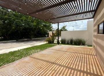 Casa · 150m² · 3 Recámaras · 2 Estacionamientos · Venta de Casa en Verna Residencial Conkal Yucatan