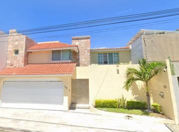 Casa de 4 habitaciones, Boca del Río · ¡Bonita Casa en Venta en Veracruz!