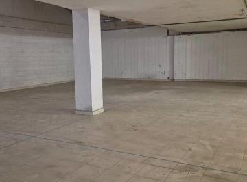e3a63244a48731b0e7a8d68f076feb608787aafe3d4f5aa392229f0d377120a1 · Local Comercial Cerca de Av Universidad