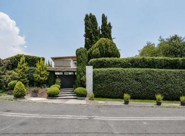 81f65b6c81c160e1a24c8d38c93c782ce684cdc6646d84e75847897fc6225a3f · Casa en Venta en El Pedregal