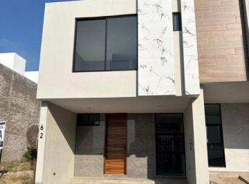 Casa en condominio · 122m² · 2 Recámaras · 2 Estacionamientos · Casa en Venta en San Pedro Tlaquepaque