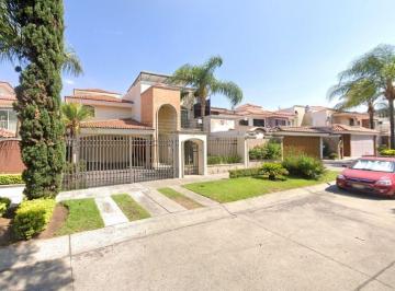 Casa de 4 habitaciones, Zapopan · Venta de Casa en Boulevard Bugambilias, Zapopan Jalisco