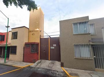 Casa de 3 habitaciones, Iztapalapa · Sf Venta de Casa en Fraccionamiento en Lomas Estrella