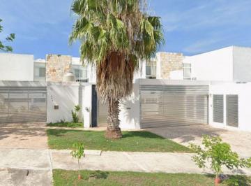 Casa de 4 habitaciones, Mérida · Venta de Casa en Merida Fracc Montebello
