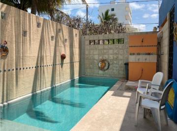 Casa · 109m² · 2 Recámaras · 1 Estacionamiento · Beach Bargain Bungalow Move - in - Ready in Chicxulub Puerto
