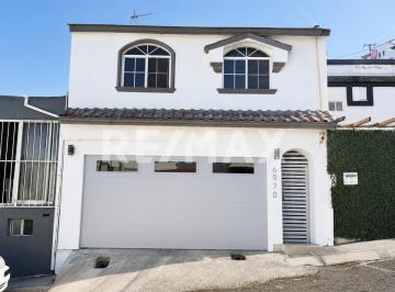 Casa · 160m² · 4 Recámaras · Casa en Renta en Residencial Agua Caliente, Tijuana