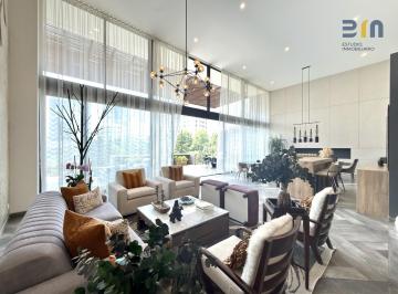 Casa · 810m² · 4 Recámaras · 5 Estacionamientos · Lomas de Las Palmas. Casa en Venta