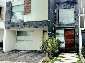 Casa · 185m² · 3 Recámaras · 2 Estacionamientos · Casa en Venta en Puebla, Lomas de Angelópolis III, Cluster Yucatán, Barrio Cascatta