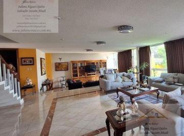 Casa · 400m² · 4 Recámaras · 2 Estacionamientos · Casa en Lomas de Tecamachalco