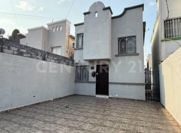 Casa · 65m² · 2 Recámaras · 2 Estacionamientos · Casa en Renta en Pedregal de Lindavista, Guadalupe Nl
