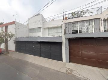 Casa de 4 habitaciones, Coyoacán · Venta de Casa en Prado Churubusco, Coyoaca, Ciudad de México.