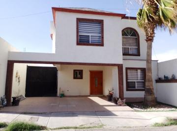 Casa de 3 habitaciones, Chihuahua · Casa a un Costado del Tec de Monterrey