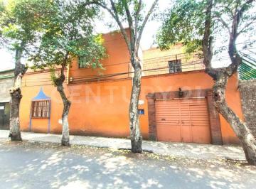 Casa · 200m² · 3 Recámaras · 1 Estacionamiento · Casa en Venta en Tlalpan Centro, Tlalpan, Cdmx