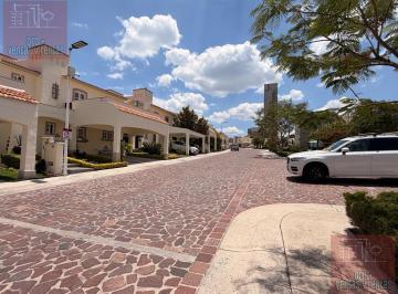 Casa · 262m² · 3 Recámaras · Casa - Fraccionamiento Cumbres del Lago