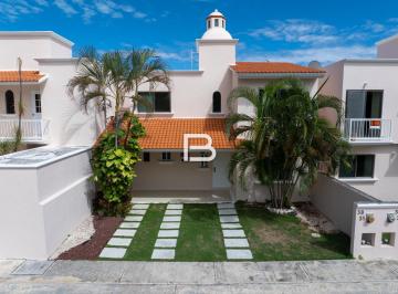 Casa · 198m² · 4 Recámaras · Casa en Venta La Piedra Cancún